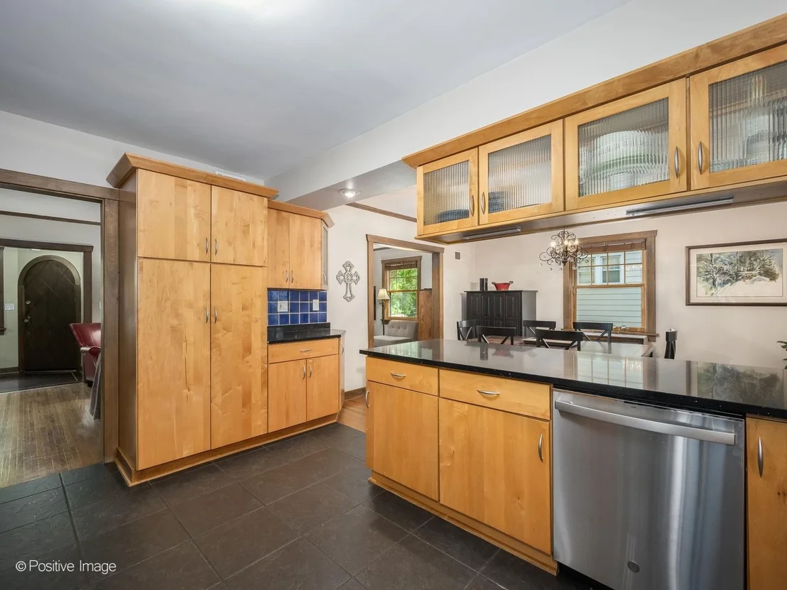 Photo of 1170 Logan Avenue