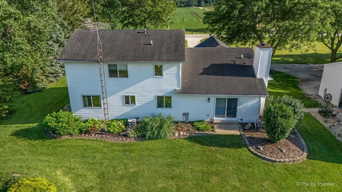 Photo of 49W972 Peterson Road
