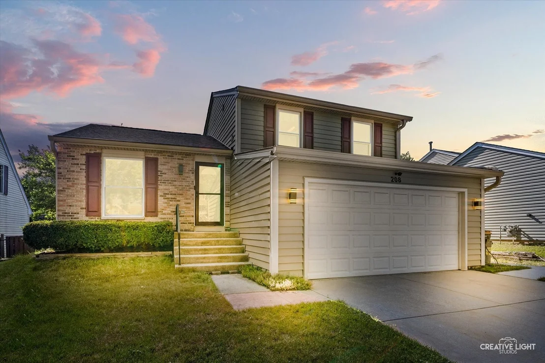 Photo of 208 Iris Drive