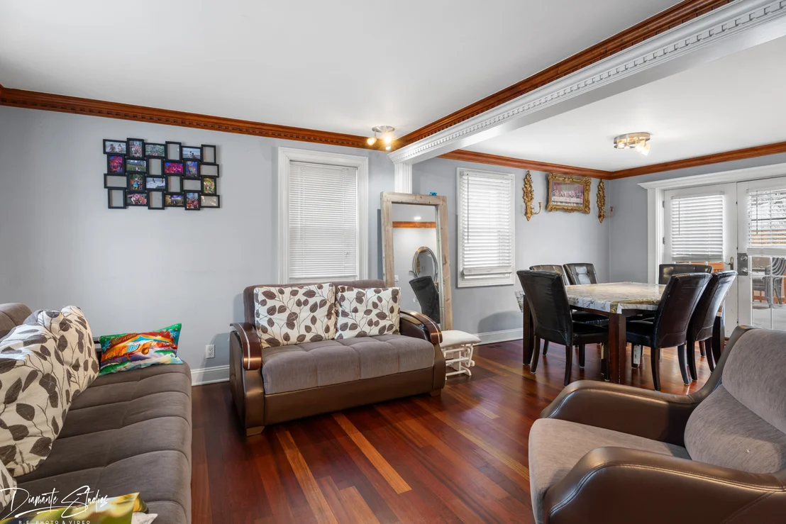 Photo of 9741 Lonnquist Drive