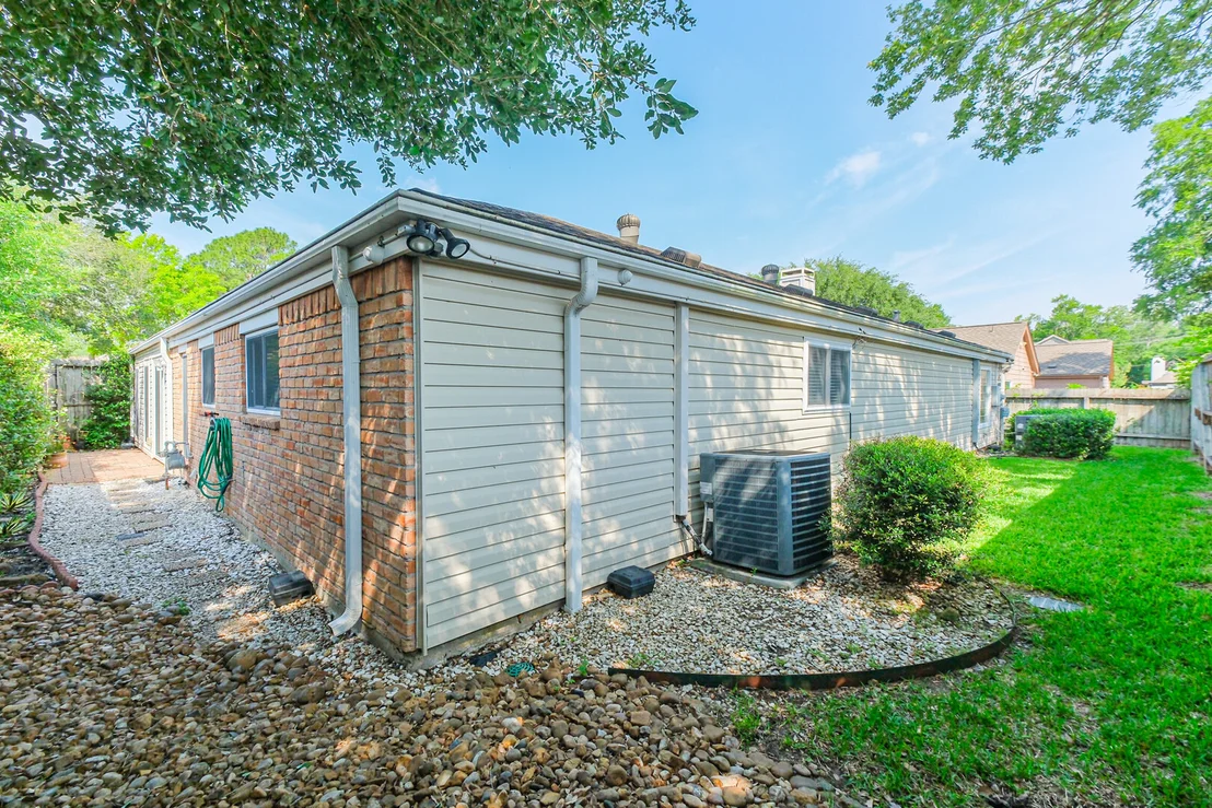 Photo of 1007 Arrow Hill Road
