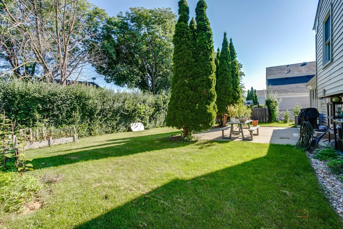 Photo of 600 Thompson Boulevard