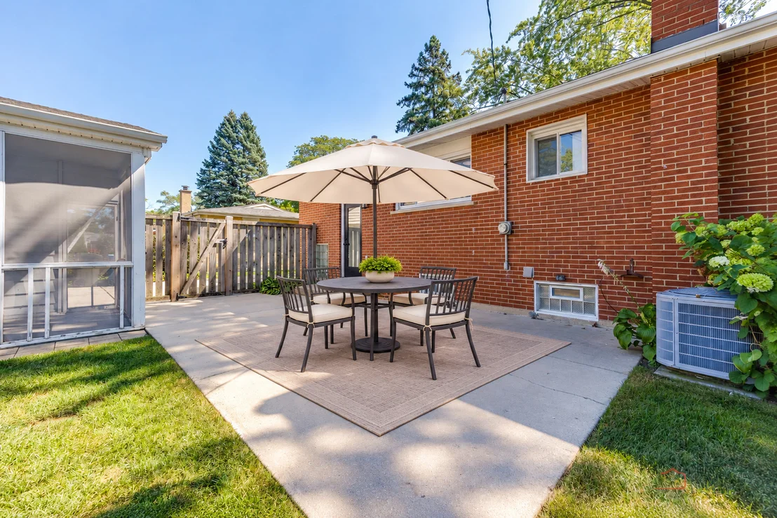 Photo of 700 Elderberry Lane