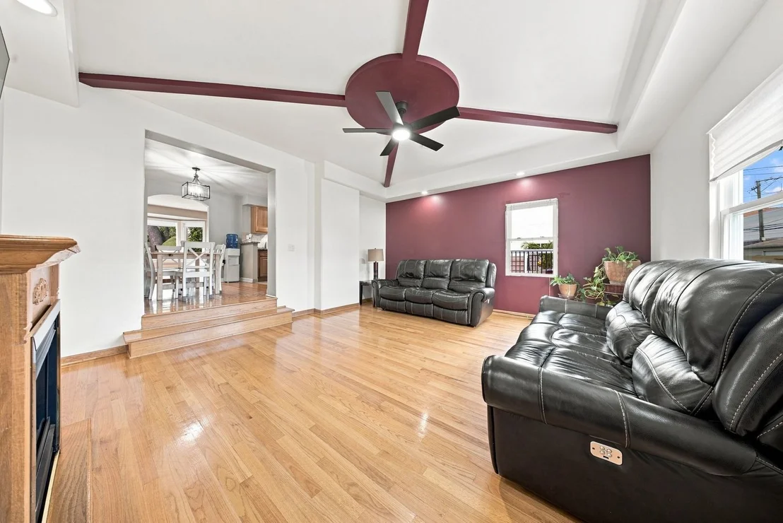 Photo of 3649 W 58th Place