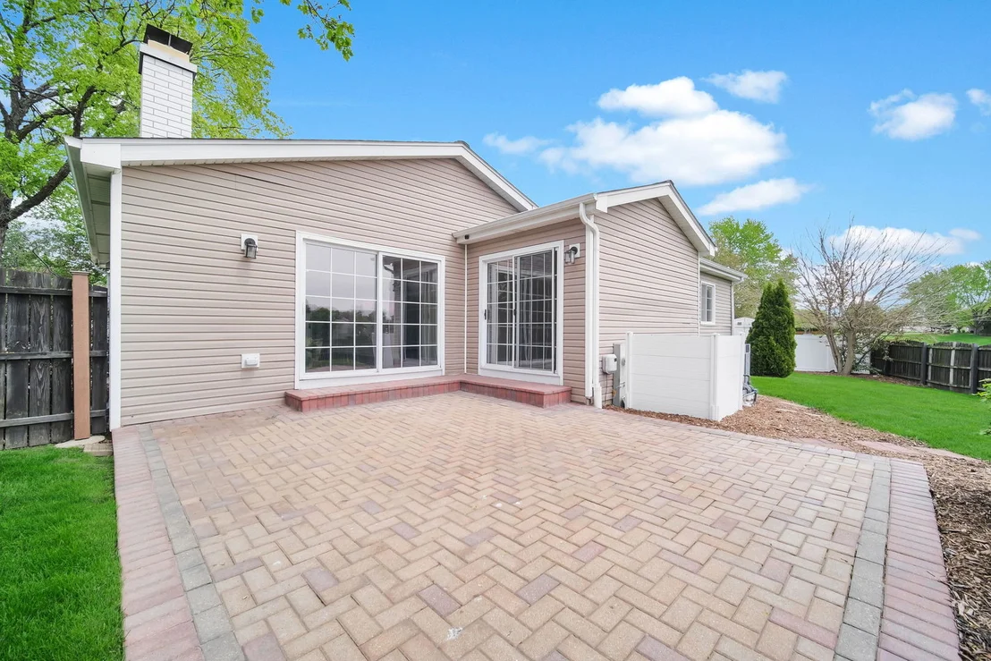 Photo of 115 ABBEYWOOD Circle