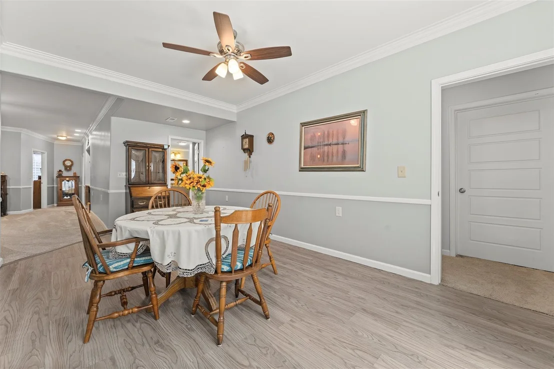 Photo of 701 Red Bud Drive