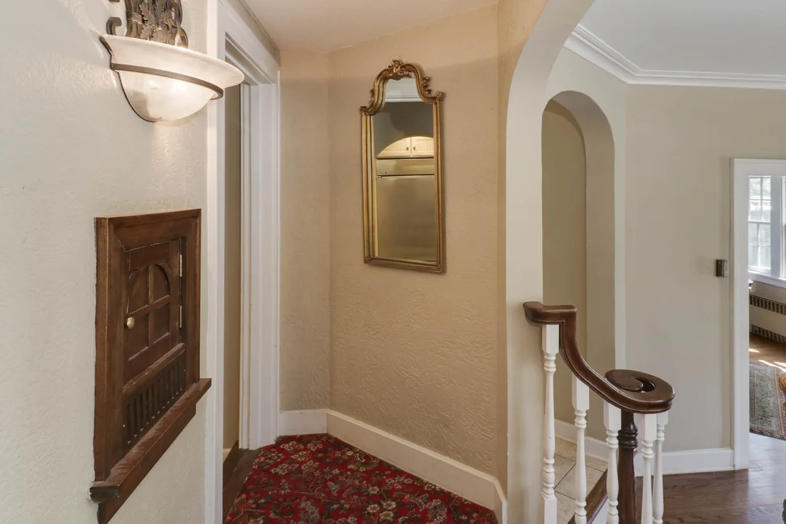 Photo of 1202 Elmwood Road