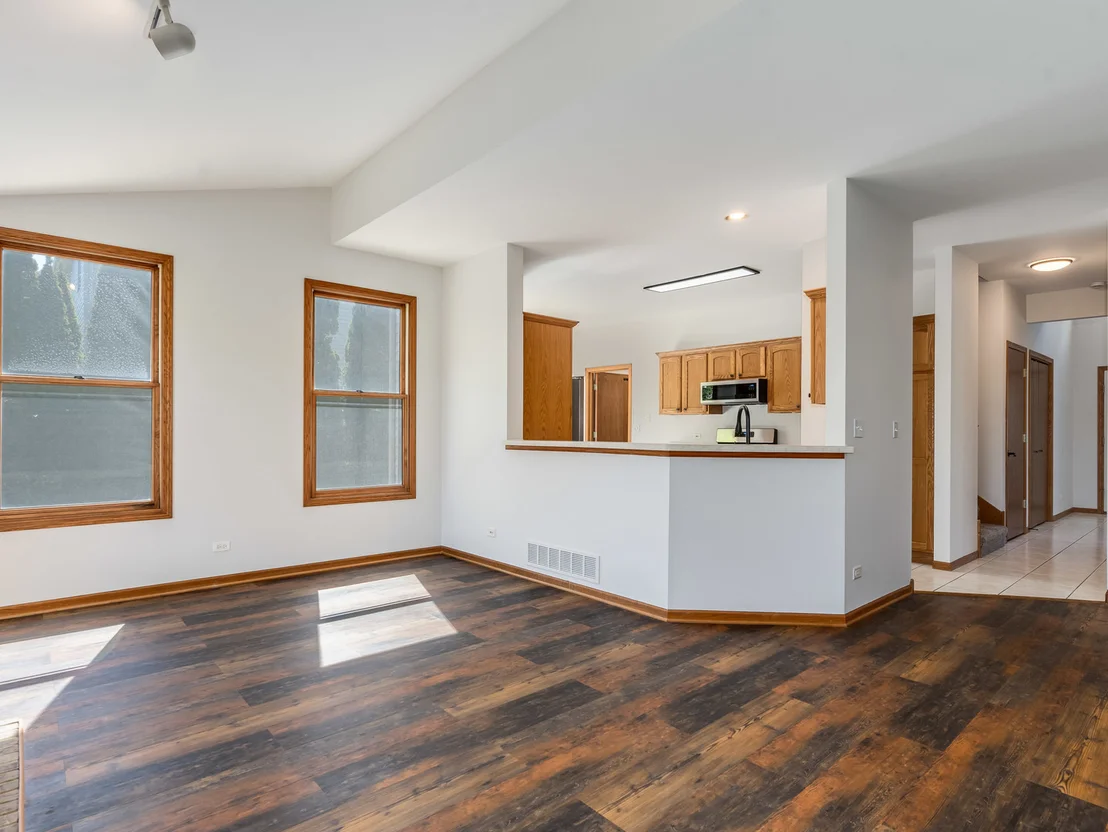 Photo of 521 Ridgewood Drive
