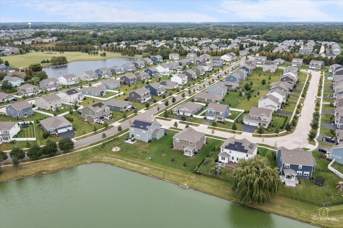 Photo of 695 Kentshire Circle