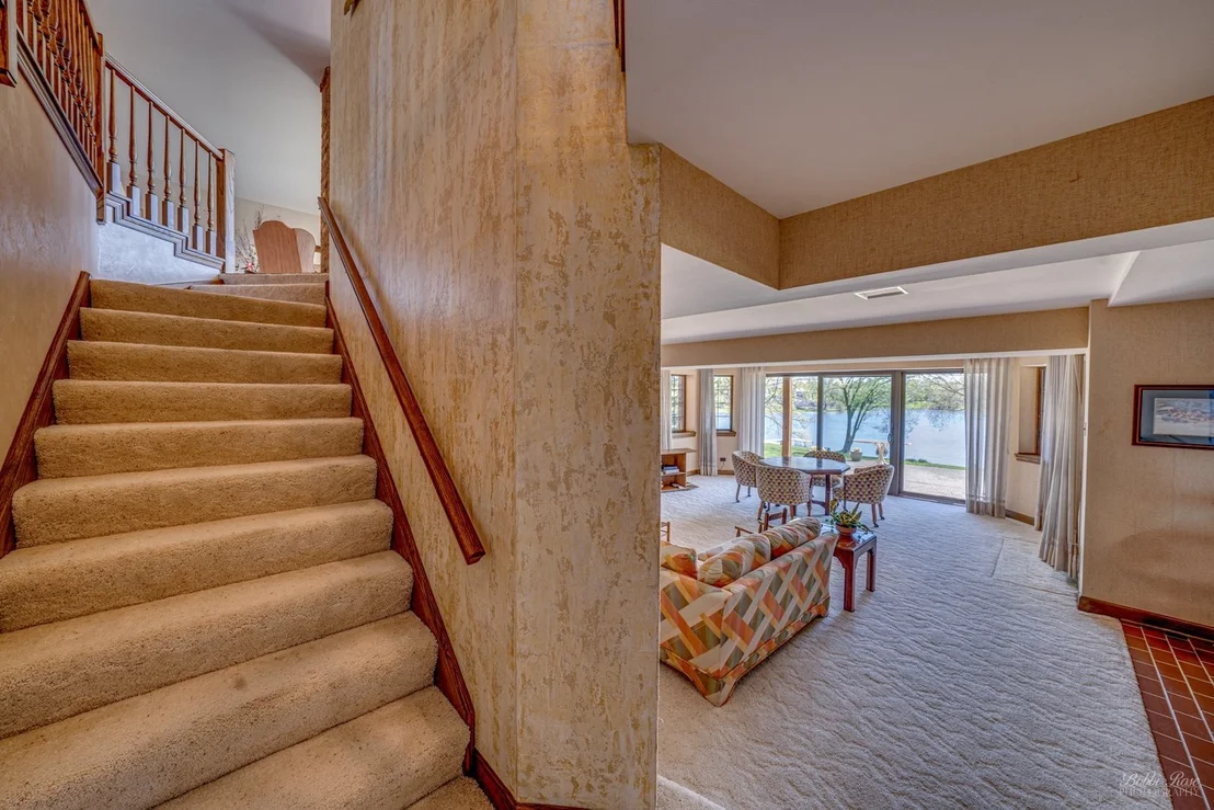 Photo of 1825 CLOVER Drive