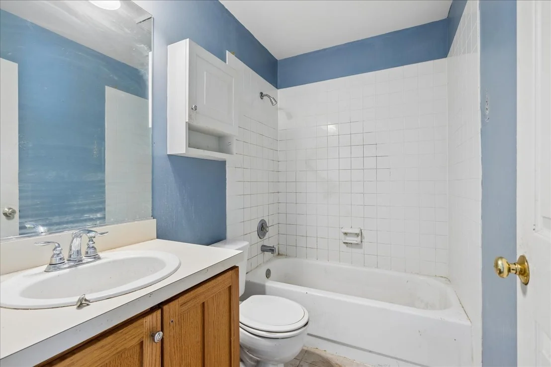 Photo of 1144 Stillwater Road