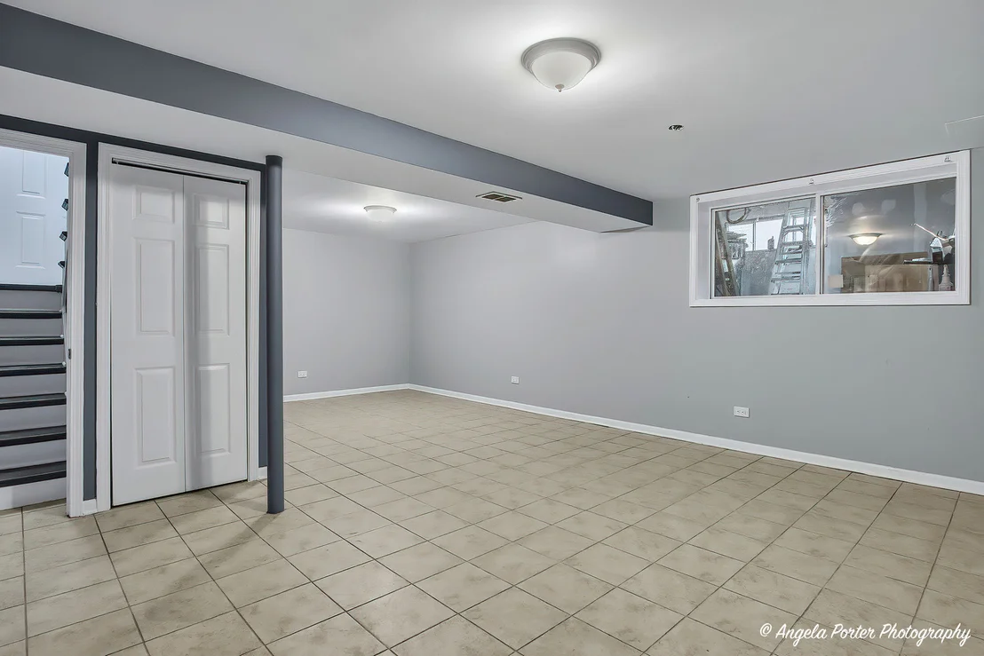 Photo of 410 WILLOW Road
