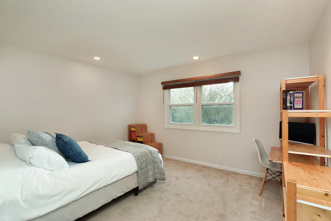 Photo of 1255 Laurel Avenue