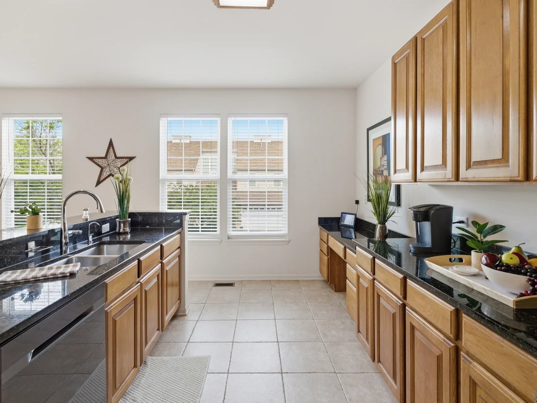 Photo of 490 Dolton Lane