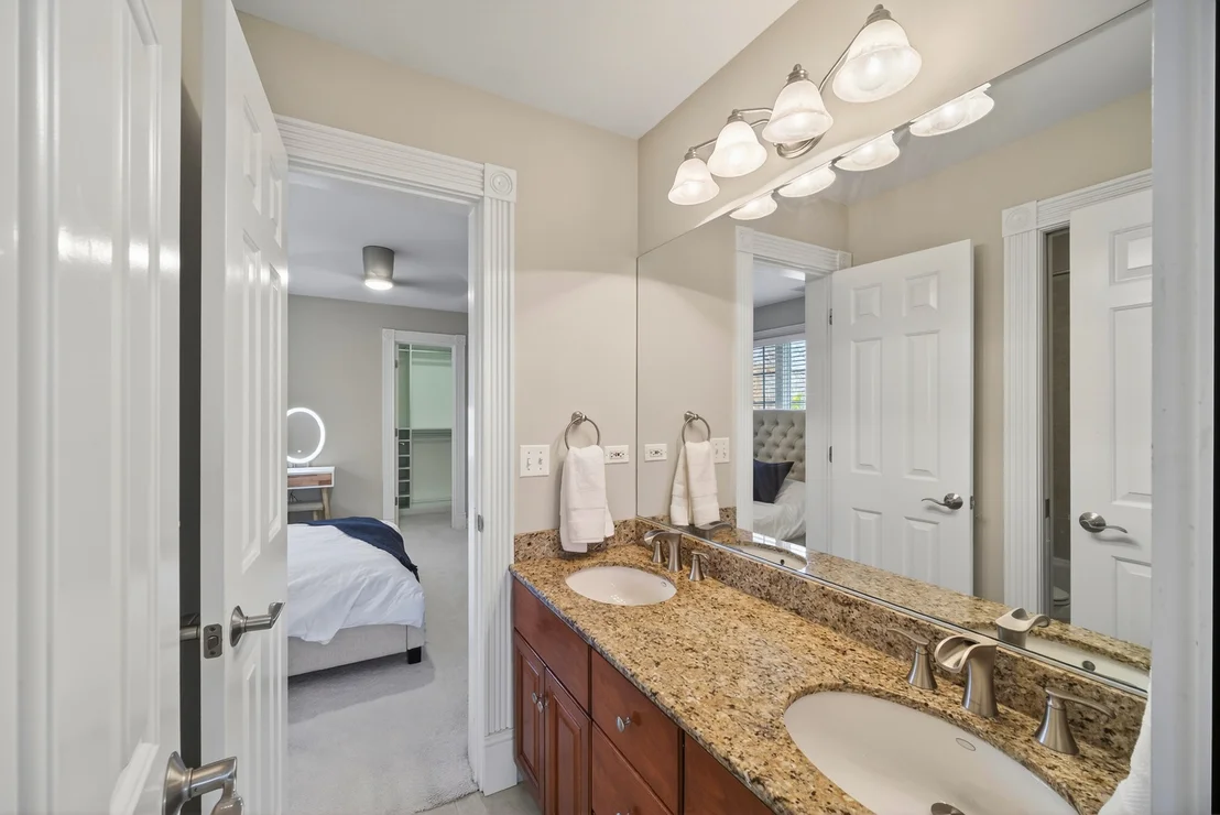 Photo of 70 Forest Avenue