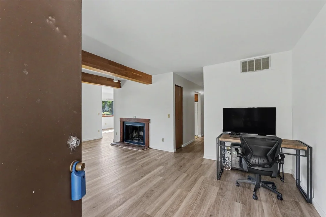 Photo of Unit 2142 at 2142 Harbortown Circle