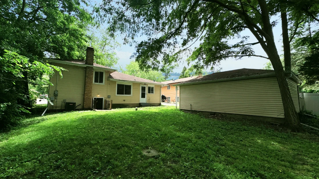 Photo of 3004 Longfellow Avenue