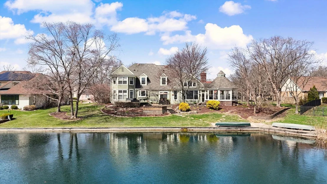 Photo of 2204 Edgewater Place