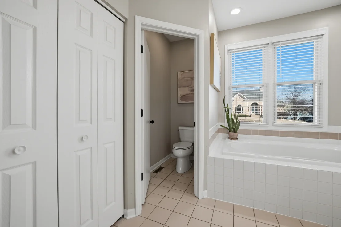 Photo of 13202 LAKEPOINT Drive