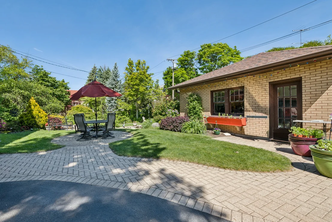 Photo of 1103 Black Road