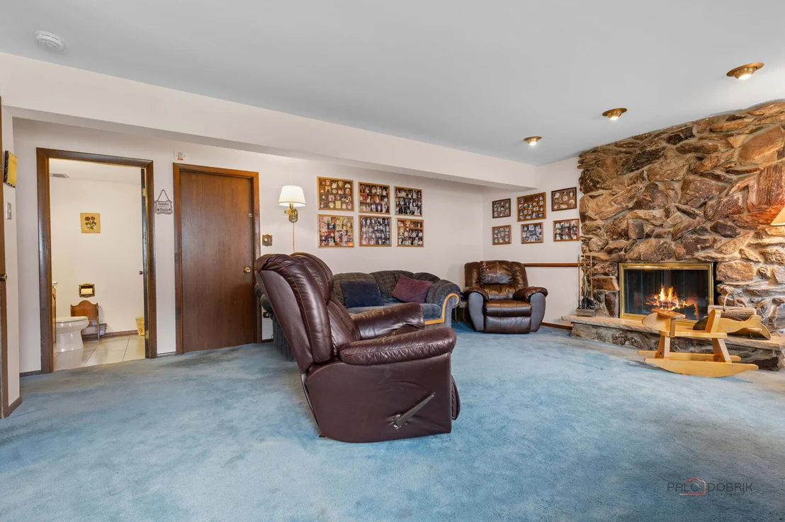 Photo of 1124 N Anvil Court