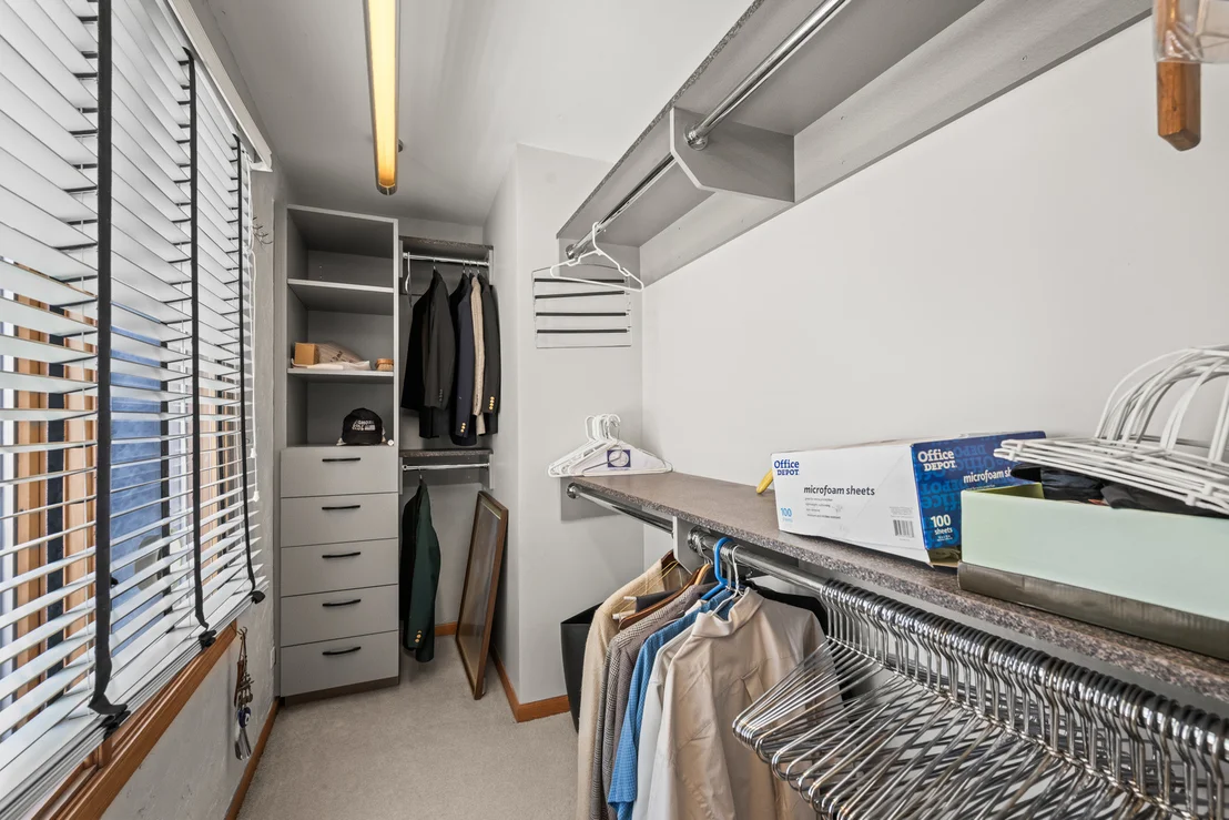 Photo of 1380 Prestwick