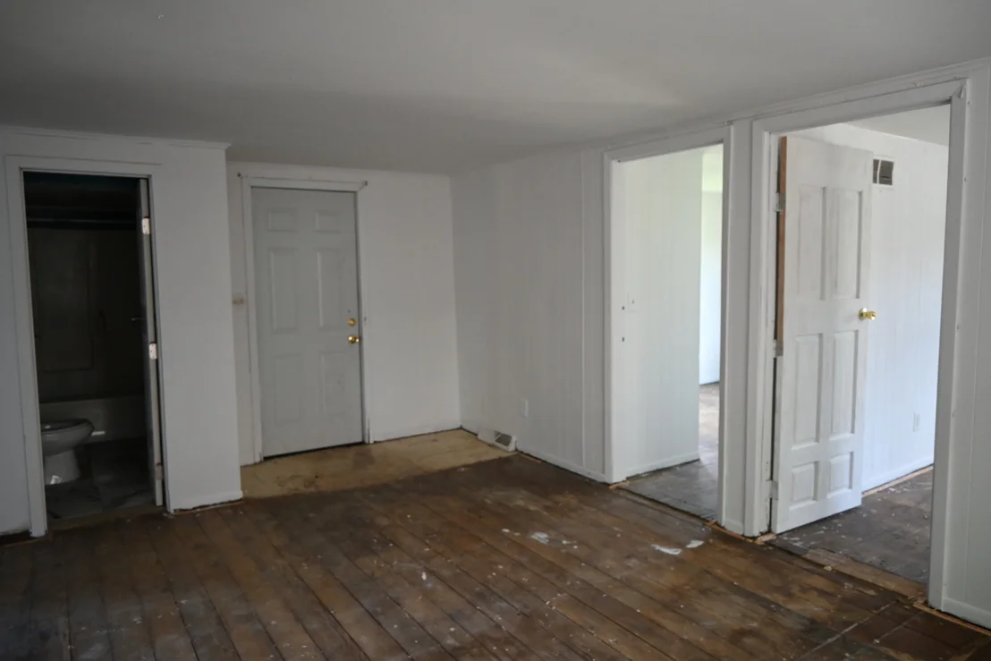Photo of 1346 N Division Street