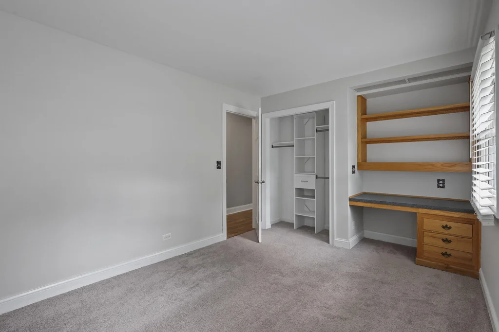 Photo of 6S415 Concord Road