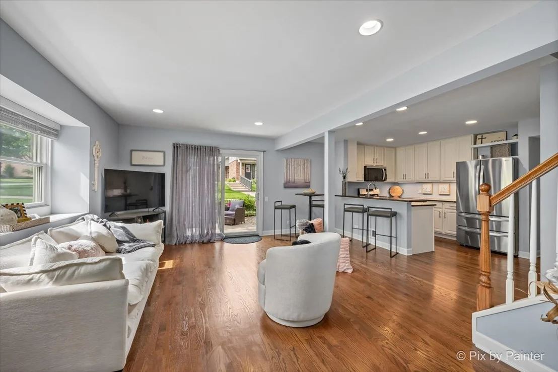 Photo of Unit 0 at 884 Bristol Drive