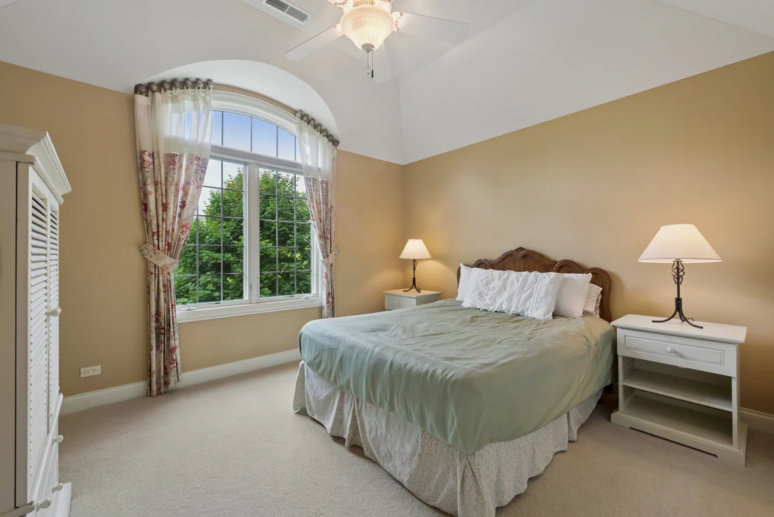 Photo of 901 Kenton Road