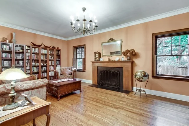 Photo of 719 CENTRAL Street