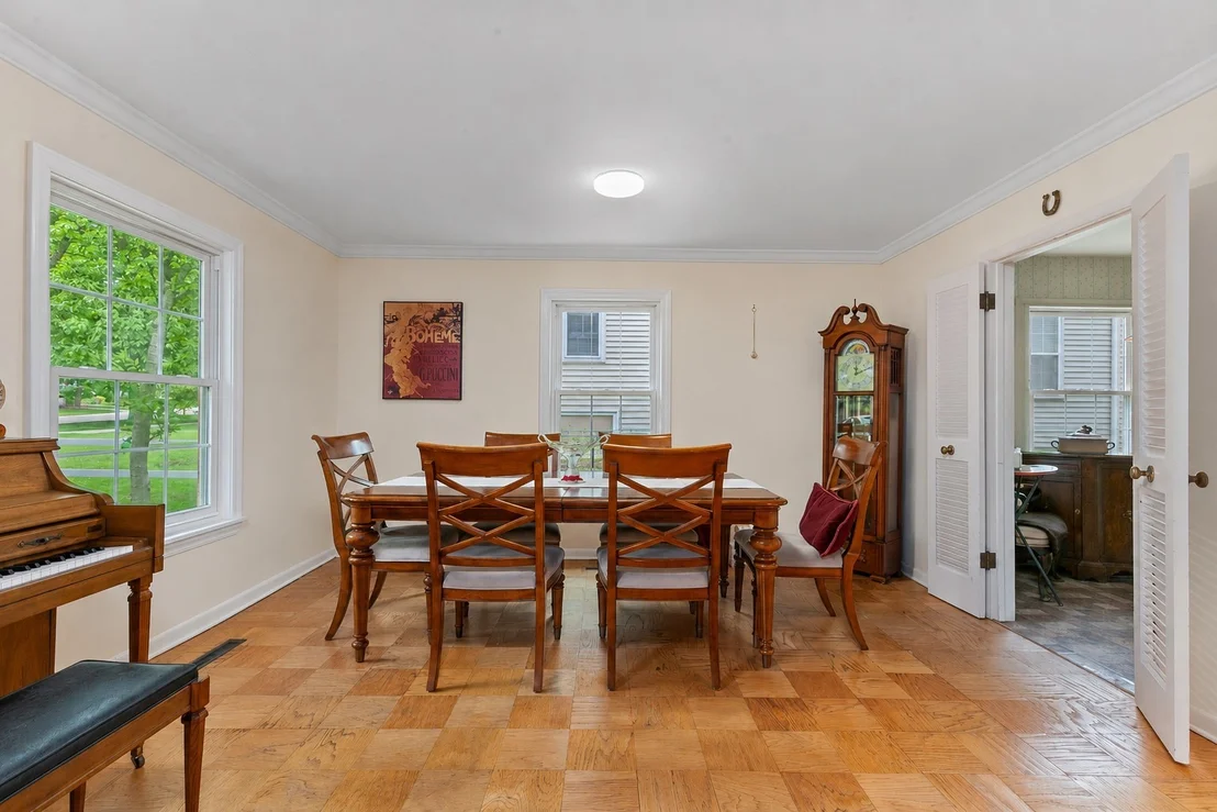 Photo of 214 Washington Circle