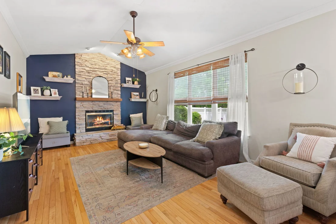 Photo of 110 Saint Germain Place