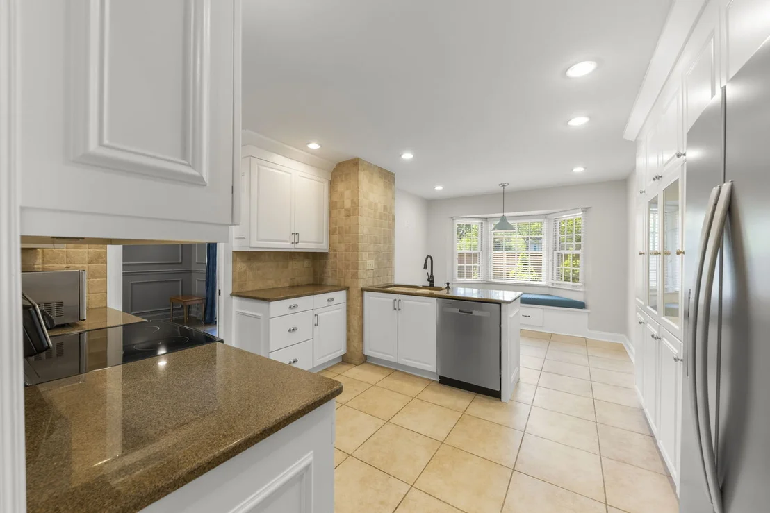 Photo of 212 Tamarack Avenue