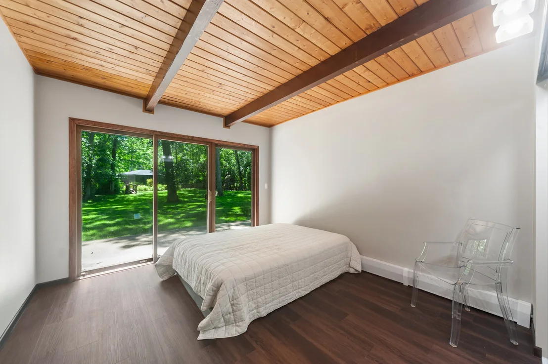 Photo of 3033 Blackthorn Road