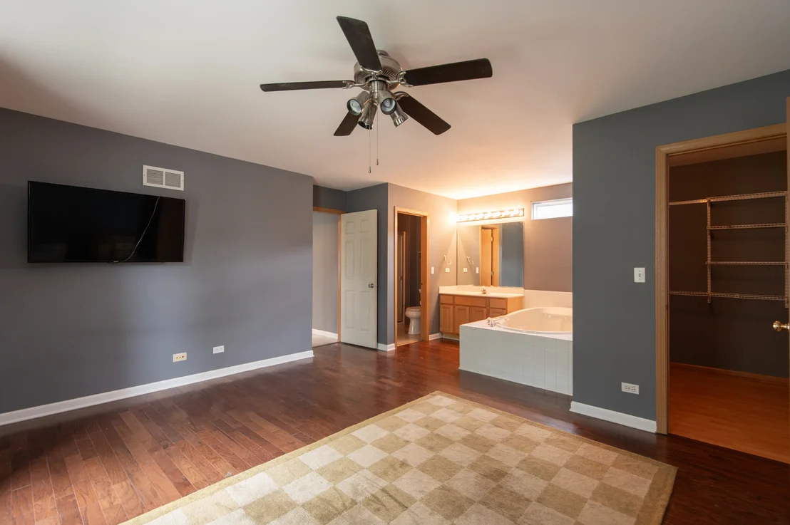 Photo of 867 Symphony Drive