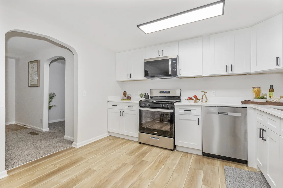 Photo of 646 Mount Vernon Place