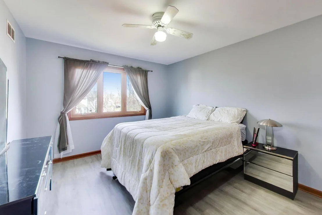 Photo of 1075 Longford Road