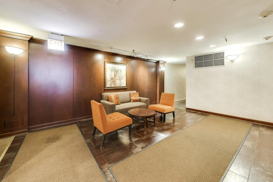Photo of Unit 402 at 701 Forum Square
