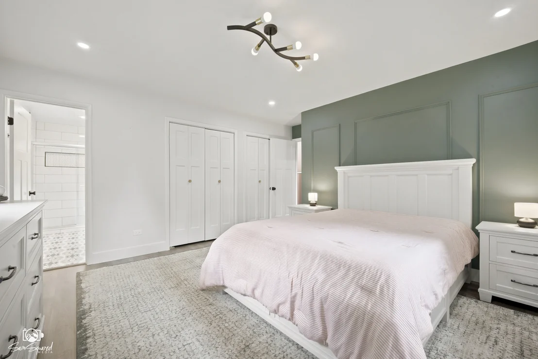 Photo of 11S528 Book Road