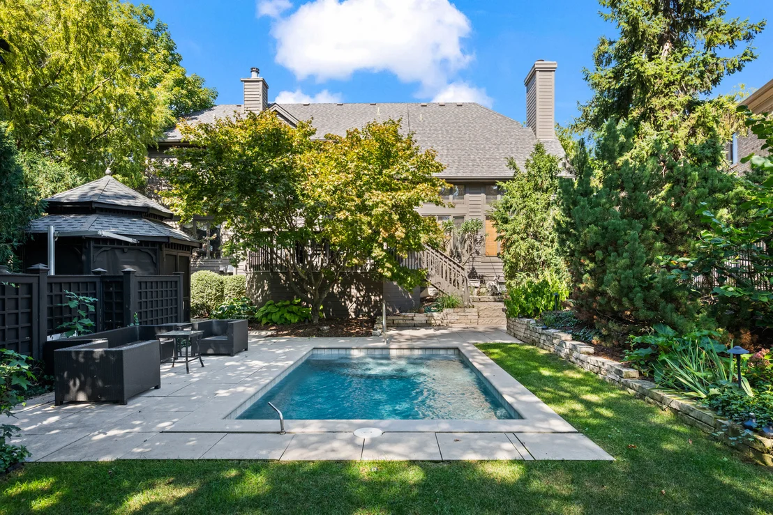 Photo of 1380 Prestwick