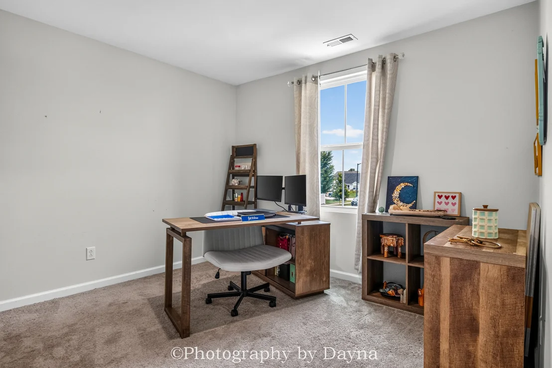 Photo of 2306 Swallowtail Street