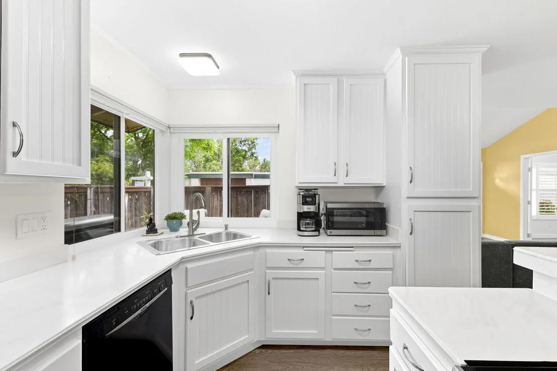 Photo of 2033 Shadytree Lane