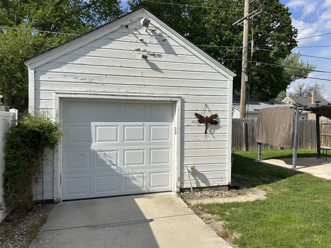 Photo of 822 Douglas Street