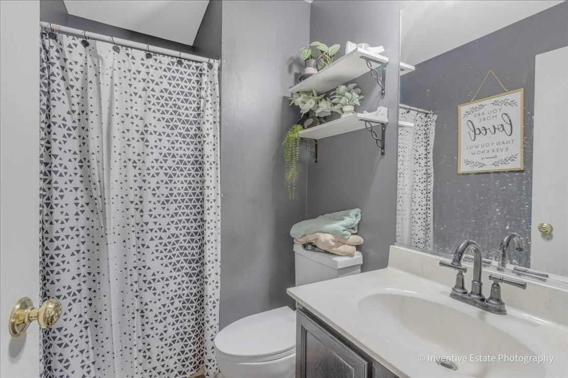 Photo of 2031 Ridgemoor Drive