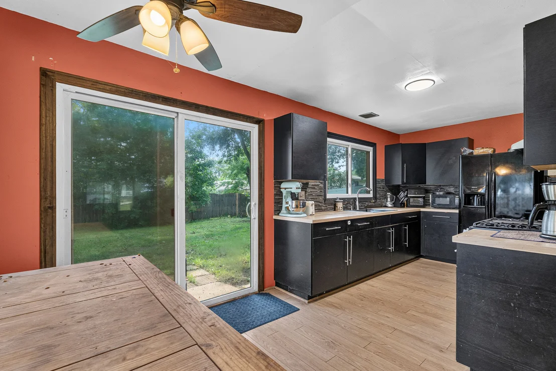 Photo of 140 Tamarack Drive