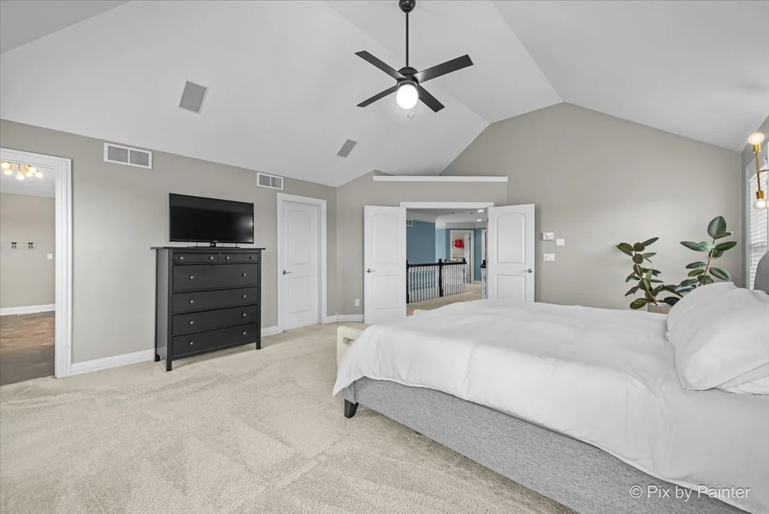Photo of 647 Bennett Drive