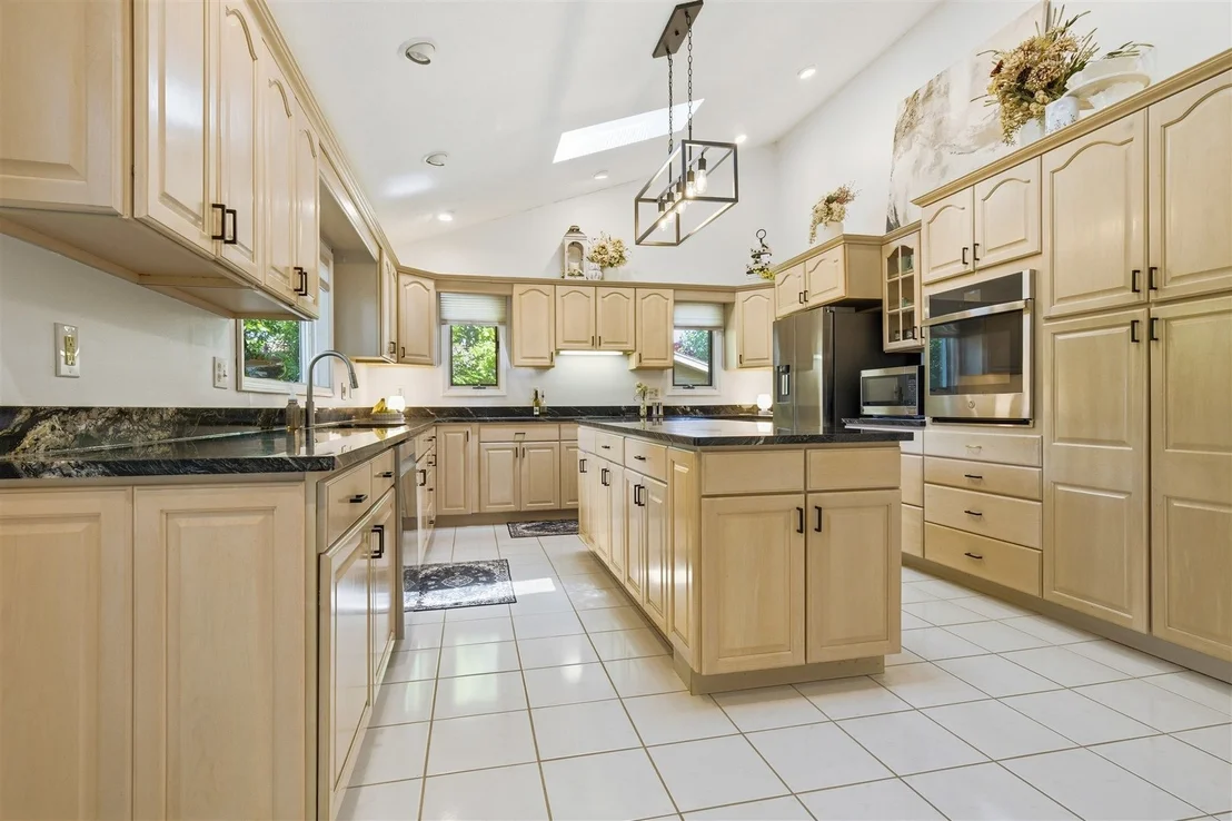 Photo of 501 Augustine Way