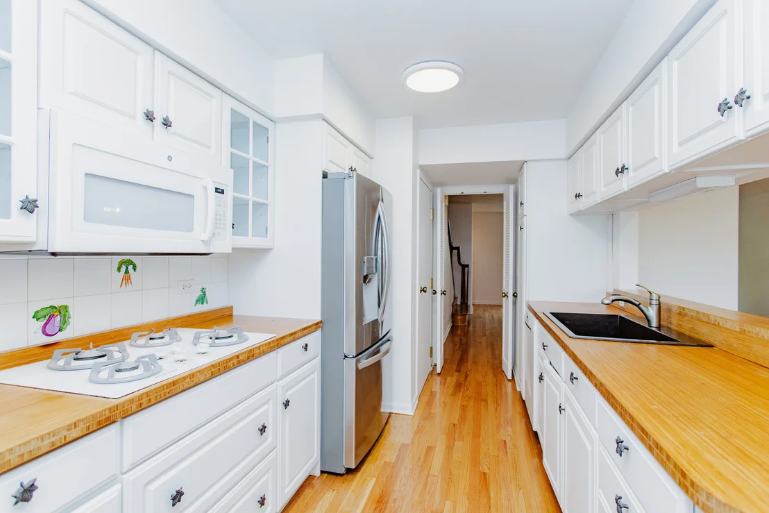 Photo of 1410 Pebblecreek Drive