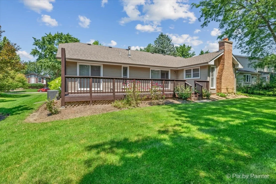 Photo of 725 N Vista Drive